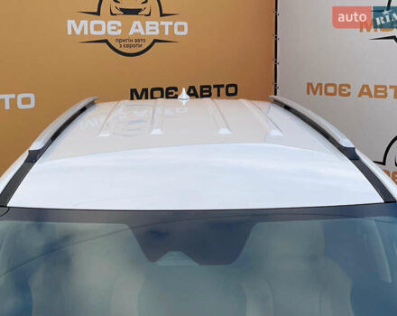 Белый Киа Карнивал, объемом двигателя 2.2 л и пробегом 152 тыс. км за 29500 $, фото 33 на Automoto.ua