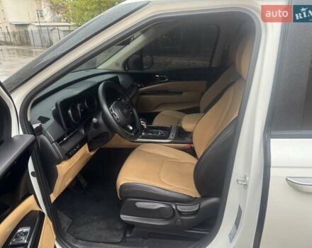Белый Киа Карнивал, объемом двигателя 2.15 л и пробегом 78 тыс. км за 32300 $, фото 11 на Automoto.ua