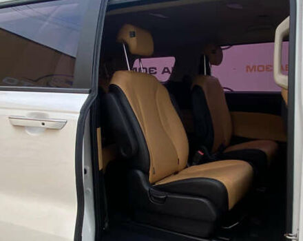 Белый Киа Карнивал, объемом двигателя 2.2 л и пробегом 152 тыс. км за 29500 $, фото 28 на Automoto.ua