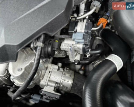 Белый Киа Карнивал, объемом двигателя 2.2 л и пробегом 23 тыс. км за 41900 $, фото 121 на Automoto.ua