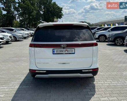 Белый Киа Карнивал, объемом двигателя 2.15 л и пробегом 42 тыс. км за 41900 $, фото 4 на Automoto.ua