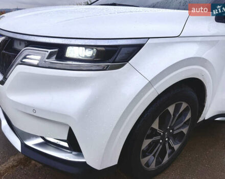 Белый Киа Карнивал, объемом двигателя 2.2 л и пробегом 85 тыс. км за 35500 $, фото 5 на Automoto.ua