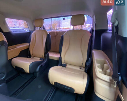 Білий Кіа Карнівал, об'ємом двигуна 2.2 л та пробігом 152 тис. км за 29950 $, фото 19 на Automoto.ua