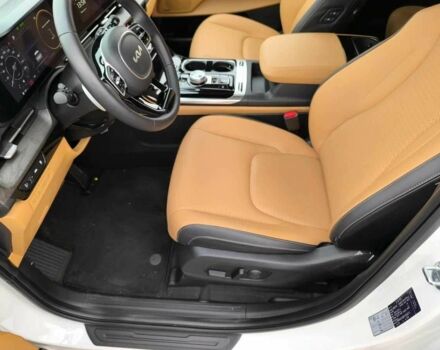 Білий Кіа Карнівал, об'ємом двигуна 2.2 л та пробігом 56 тис. км за 26000 $, фото 7 на Automoto.ua