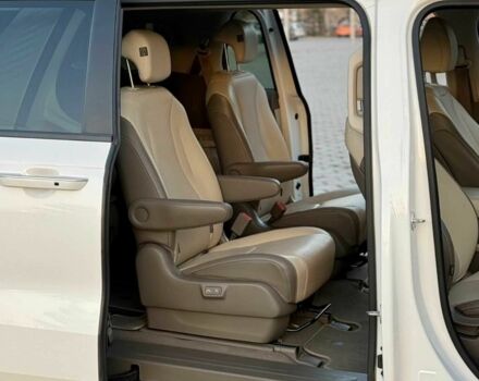 Білий Кіа Карнівал, об'ємом двигуна 2.2 л та пробігом 115 тис. км за 24199 $, фото 7 на Automoto.ua