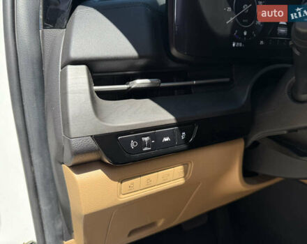 Белый Киа Карнивал, объемом двигателя 2.2 л и пробегом 11 тыс. км за 44900 $, фото 21 на Automoto.ua