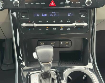 Киа Карнивал 2022 в Ивано-Франковске на Automoto.ua Белый Киа Карнивал, объемом двигателя 3.5 л и пробегом 26 тыс. км за 25000 $, фото 10 на Automoto.ua