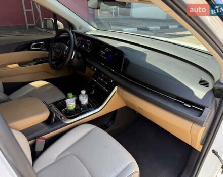 Белый Киа Карнивал, объемом двигателя 2.2 л и пробегом 11 тыс. км за 44900 $, фото 35 на Automoto.ua