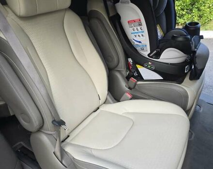 Киа Карнивал 2022 в Мукачеве на Automoto.ua Белый Киа Карнивал, объемом двигателя 2.15 л и пробегом 44 тыс. км за 49000 $, фото 25 на Automoto.ua