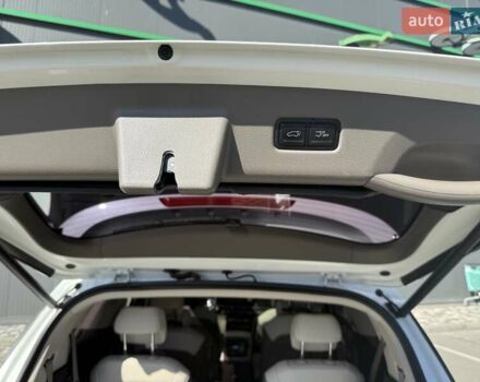 Киа Карнивал 2022 в Киеве на Automoto.ua Белый Киа Карнивал, объемом двигателя 2.9 л и пробегом 63 тыс. км за 46500 $, фото 40 на Automoto.ua