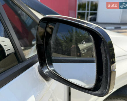 Белый Киа Карнивал, объемом двигателя 2.2 л и пробегом 11 тыс. км за 44900 $, фото 22 на Automoto.ua