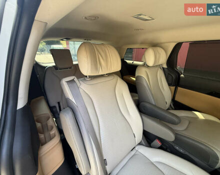 Белый Киа Карнивал, объемом двигателя 2.2 л и пробегом 11 тыс. км за 44900 $, фото 25 на Automoto.ua