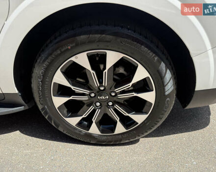 Белый Киа Карнивал, объемом двигателя 2.2 л и пробегом 11 тыс. км за 44900 $, фото 14 на Automoto.ua