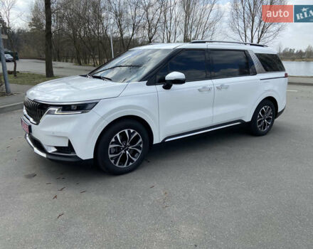 Киа Карнивал 2023 в Киеве на Automoto.ua Белый Киа Карнивал, объемом двигателя 2.2 л и пробегом 62 тыс. км за 45800 $, фото 4 на Automoto.ua
