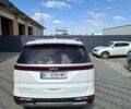 Белый Киа Карнивал, объемом двигателя 2.15 л и пробегом 40 тыс. км за 54500 $, фото 3 на Automoto.ua
