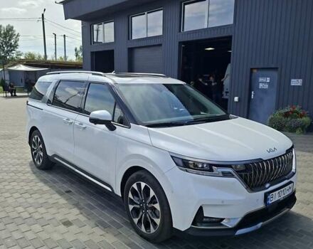 Белый Киа Карнивал, объемом двигателя 2.15 л и пробегом 40 тыс. км за 54500 $, фото 2 на Automoto.ua