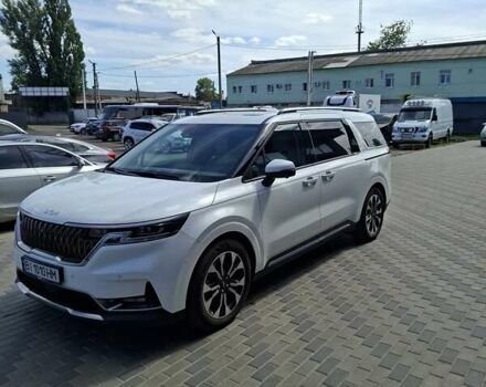 Белый Киа Карнивал, объемом двигателя 2.15 л и пробегом 40 тыс. км за 54500 $, фото 1 на Automoto.ua