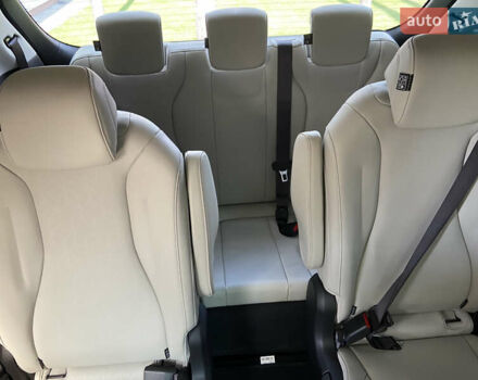 Киа Карнивал 2023 в Киеве на Automoto.ua Белый Киа Карнивал, объемом двигателя 2.2 л и пробегом 62 тыс. км за 45800 $, фото 22 на Automoto.ua