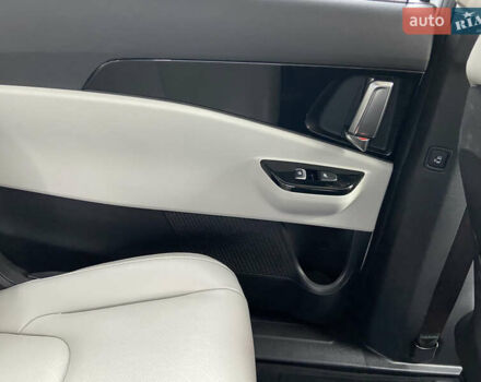 Киа Карнивал 2023 в Киеве на Automoto.ua Белый Киа Карнивал, объемом двигателя 2.2 л и пробегом 62 тыс. км за 45800 $, фото 13 на Automoto.ua