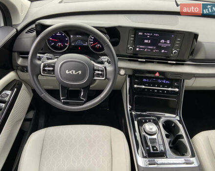 Киа Карнивал 2023 в Киеве на Automoto.ua Белый Киа Карнивал, объемом двигателя 2.2 л и пробегом 62 тыс. км за 45800 $, фото 8 на Automoto.ua