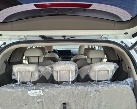 Белый Киа Карнивал, объемом двигателя 2.15 л и пробегом 40 тыс. км за 54500 $, фото 10 на Automoto.ua