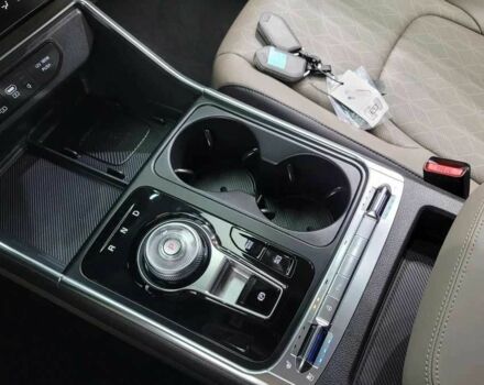 Белый Киа Карнивал, объемом двигателя 2.2 л и пробегом 4 тыс. км за 35000 $, фото 19 на Automoto.ua