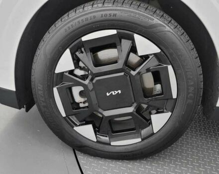 Белый Киа Карнивал, объемом двигателя 2.2 л и пробегом 4 тыс. км за 35000 $, фото 16 на Automoto.ua