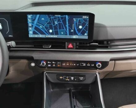 Белый Киа Карнивал, объемом двигателя 2.2 л и пробегом 4 тыс. км за 34000 $, фото 8 на Automoto.ua