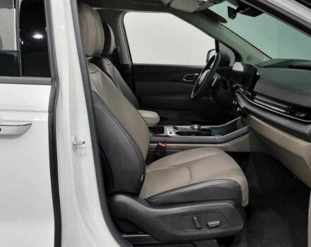 Белый Киа Карнивал, объемом двигателя 2.2 л и пробегом 4 тыс. км за 35000 $, фото 7 на Automoto.ua