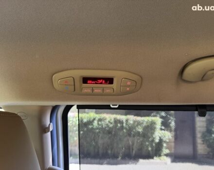 Белый Киа Карнивал, объемом двигателя 2.2 л и пробегом 145 тыс. км за 30490 $, фото 29 на Automoto.ua