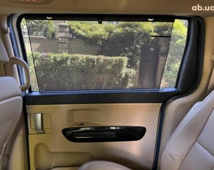 Белый Киа Карнивал, объемом двигателя 2.2 л и пробегом 145 тыс. км за 30490 $, фото 30 на Automoto.ua