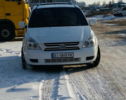 Белый Киа Карнивал, объемом двигателя 2.9 л и пробегом 315 тыс. км за 9200 $, фото 1 на Automoto.ua