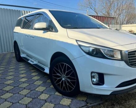 Белый Киа Карнивал, объемом двигателя 2.2 л и пробегом 101 тыс. км за 15600 $, фото 1 на Automoto.ua