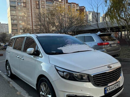 Кіа Карнівал 2015 у Києві на Automoto.ua Білий Кіа Карнівал, об'ємом двигуна 2.2 л та пробігом 84 тис. км за 14500 $, фото 1 на Automoto.ua