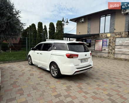 Білий Кіа Карнівал, об'ємом двигуна 2.2 л та пробігом 146 тис. км за 15800 $, фото 1 на Automoto.ua