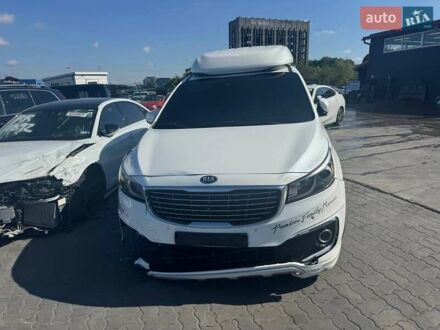 Білий Кіа Карнівал, об'ємом двигуна 2.2 л та пробігом 150 тис. км за 17500 $, фото 1 на Automoto.ua