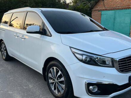 Киа Карнивал 2017 в Калиновке на Automoto.ua Белый Киа Карнивал, объемом двигателя 2.2 л и пробегом 197 тыс. км за 22000 $, фото 1 на Automoto.ua