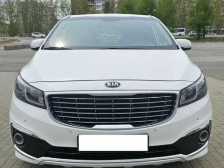 Белый Киа Карнивал, объемом двигателя 0 л и пробегом 129 тыс. км за 17800 $, фото 1 на Automoto.ua