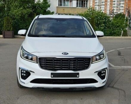 Белый Киа Карнивал, объемом двигателя 0 л и пробегом 74 тыс. км за 17900 $, фото 1 на Automoto.ua