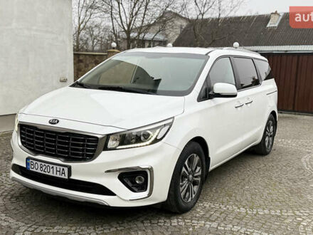 Белый Киа Карнивал, объемом двигателя 2.2 л и пробегом 165 тыс. км за 21500 $, фото 1 на Automoto.ua