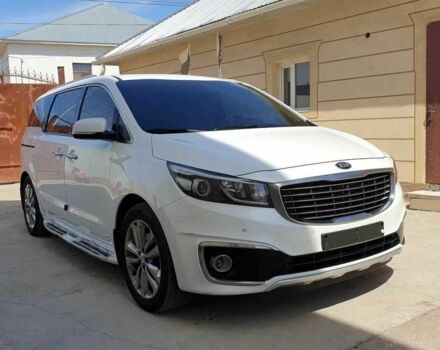 Киа Карнивал 2019 в Киеве на Automoto.ua Белый Киа Карнивал, объемом двигателя 2.2 л и пробегом 98 тыс. км за 18983 $, фото 1 на Automoto.ua