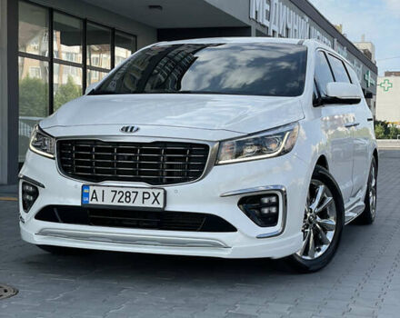 Білий Кіа Карнівал, об'ємом двигуна 2.2 л та пробігом 64 тис. км за 29999 $, фото 1 на Automoto.ua