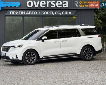 Белый Киа Карнивал, объемом двигателя 2.15 л и пробегом 71 тыс. км за 45500 $, фото 1 на Automoto.ua