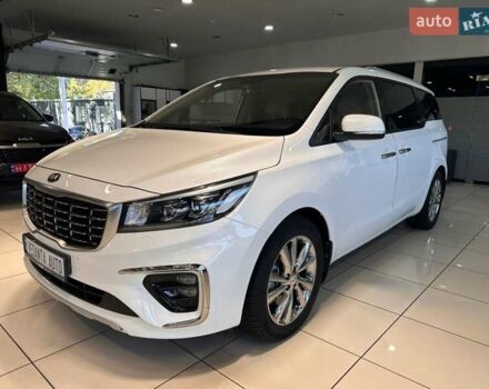 Белый Киа Карнивал, объемом двигателя 2.2 л и пробегом 134 тыс. км за 25900 $, фото 1 на Automoto.ua