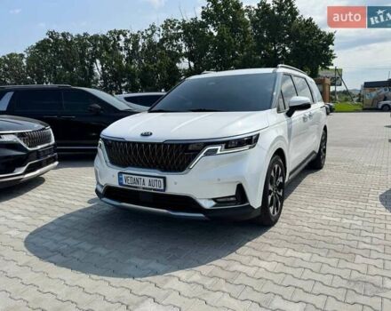 Белый Киа Карнивал, объемом двигателя 2.15 л и пробегом 140 тыс. км за 36500 $, фото 1 на Automoto.ua