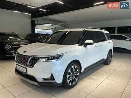 Белый Киа Карнивал, объемом двигателя 2.15 л и пробегом 70 тыс. км за 42500 $, фото 1 на Automoto.ua