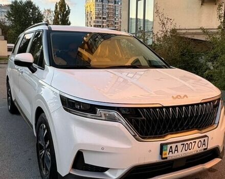 Белый Киа Карнивал, объемом двигателя 2.15 л и пробегом 160 тыс. км за 33500 $, фото 1 на Automoto.ua