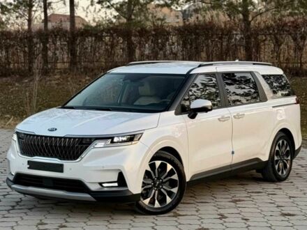 Белый Киа Карнивал, объемом двигателя 2.2 л и пробегом 115 тыс. км за 24199 $, фото 1 на Automoto.ua