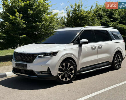 Белый Киа Карнивал, объемом двигателя 2.2 л и пробегом 11 тыс. км за 47999 $, фото 1 на Automoto.ua