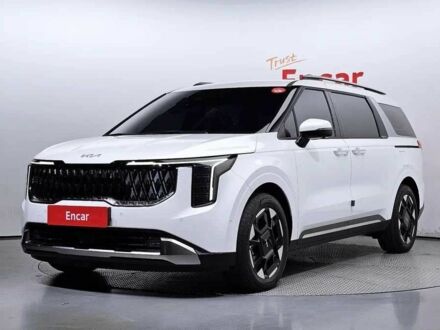 Білий Кіа Карнівал, об'ємом двигуна 1.6 л та пробігом 12 тис. км за 36600 $, фото 1 на Automoto.ua